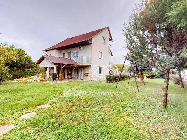Eladó ház Szikszó 240 nm