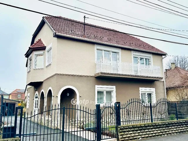 Eladó ház Miskolc 195 nm