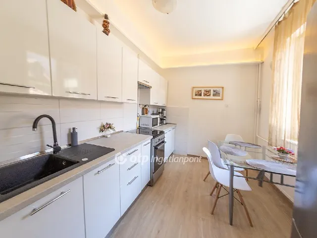 Eladó lakás Miskolc, Belváros 97 nm