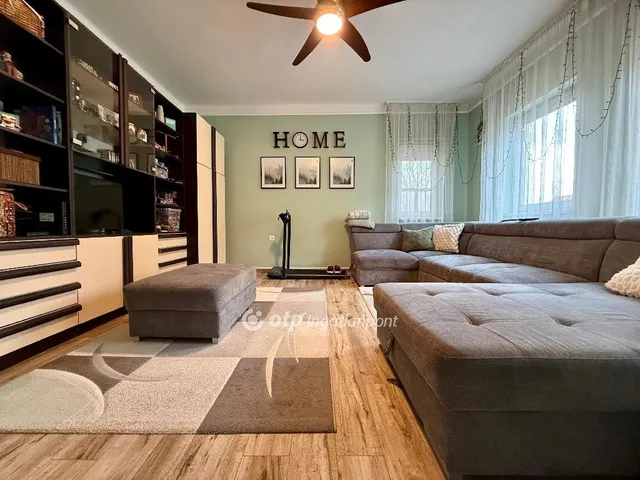 Eladó ház Sajólád 135 nm