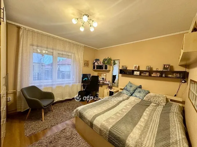 Eladó ház Miskolc, Hejőcsaba 195 nm