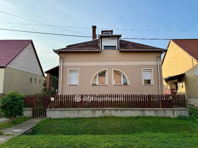 Eladó ház Felsőzsolca 112 nm