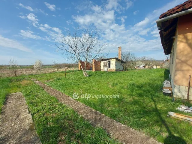 Eladó ház Aszaló 167 nm