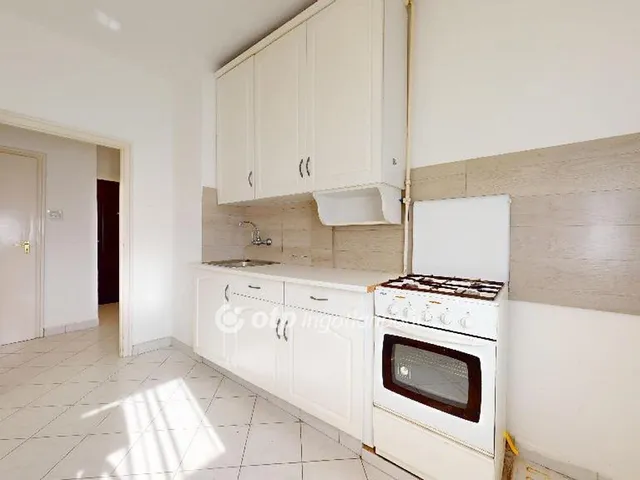 Eladó lakás Tiszaújváros 49 nm