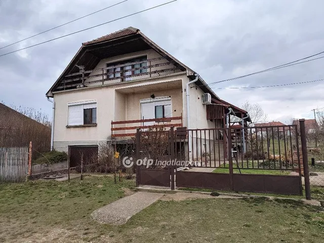 Eladó ház Ricse 200 nm