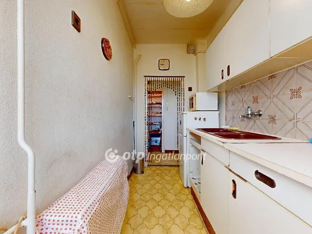 Eladó lakás Kazincbarcika 42 nm