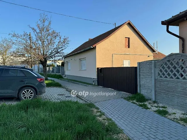 Eladó ház Polgár 67 nm
