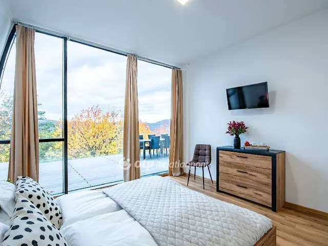 Eladó ház Vágáshuta 160 nm