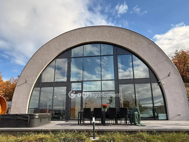 Eladó ház Vágáshuta 160 nm