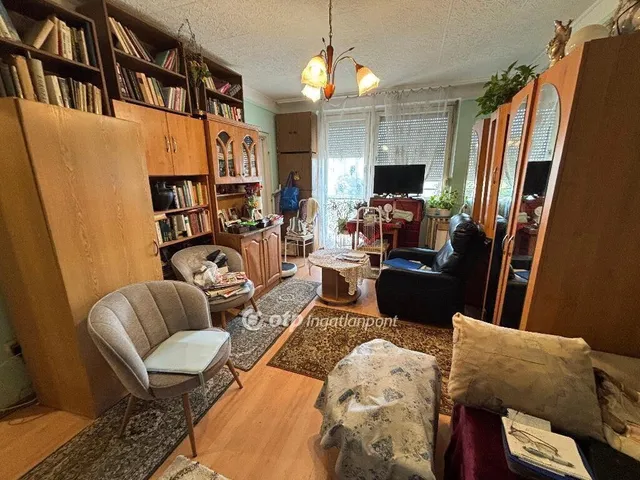 Eladó lakás Miskolc, Avas 28 nm