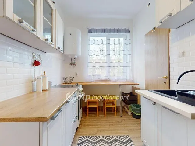 Eladó lakás Kazincbarcika 42 nm