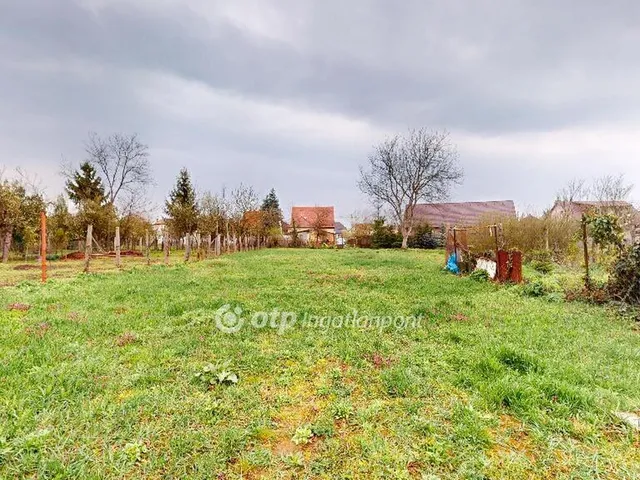 Eladó telek Felsőzsolca 2169 nm