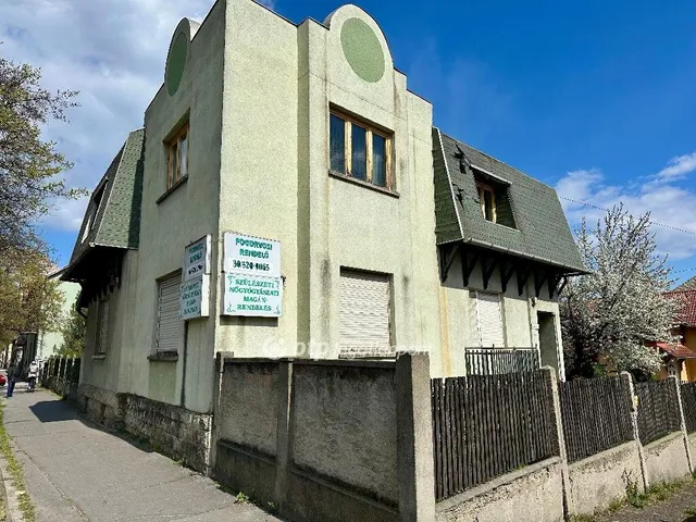 Eladó ház Miskolc 330 nm