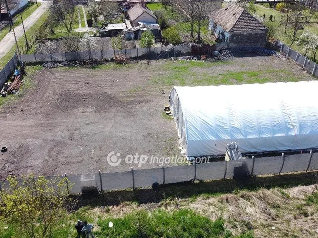 Eladó telek Poroszló 1546 nm
