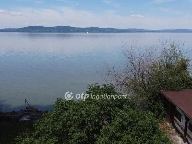 Eladó ház Balatonboglár 250 nm