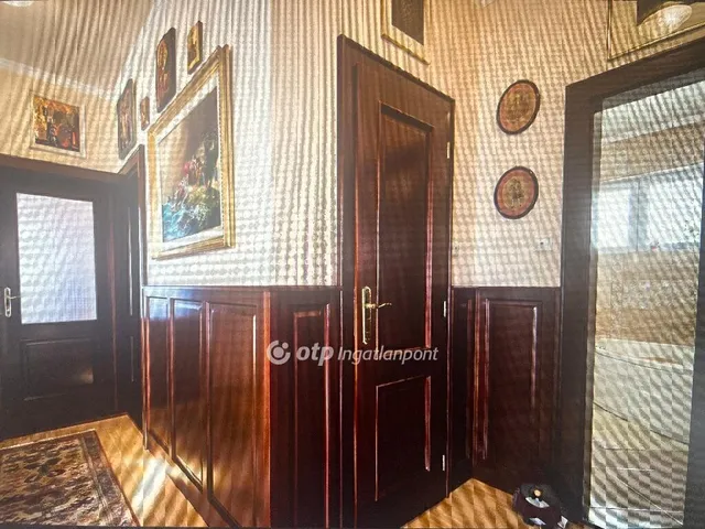 Eladó ház Felsőzsolca 214 nm