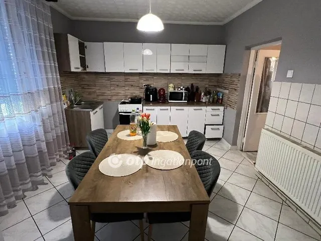 Eladó ház Mezőcsát 84 nm