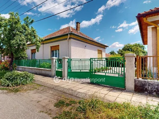 Eladó ház Putnok 96 nm