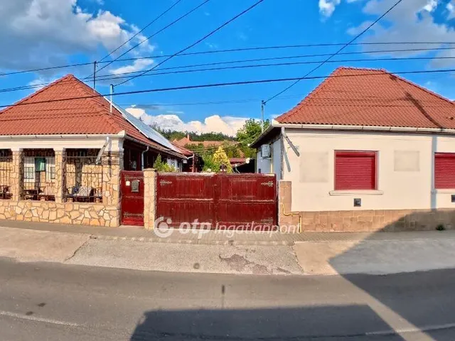Eladó ház Bogács 186 nm