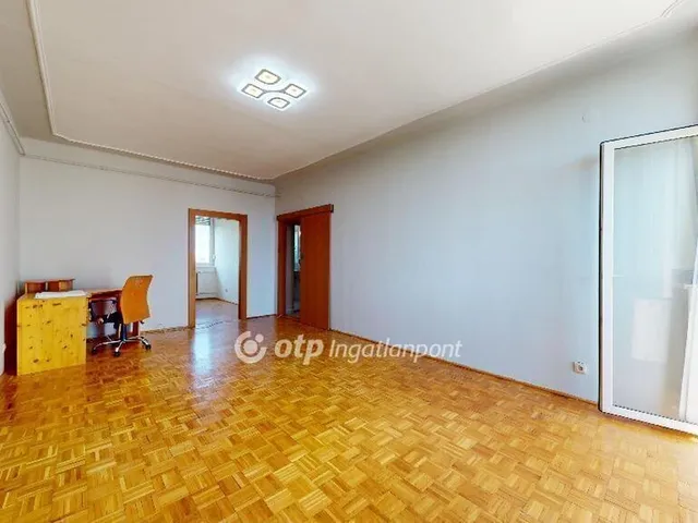 Eladó lakás Tiszaújváros 53 nm