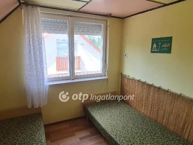 Eladó nyaraló Szihalom 70 nm