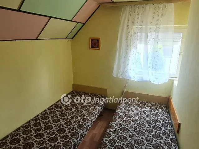 Eladó nyaraló Szihalom 70 nm