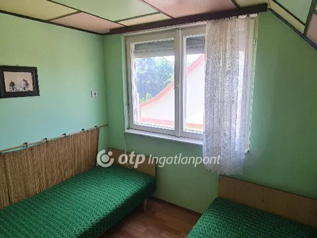 Eladó nyaraló Szihalom 70 nm