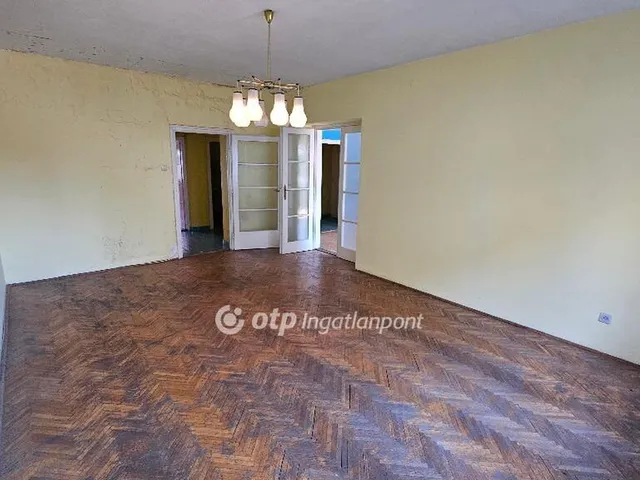 Eladó lakás Eger 99 nm