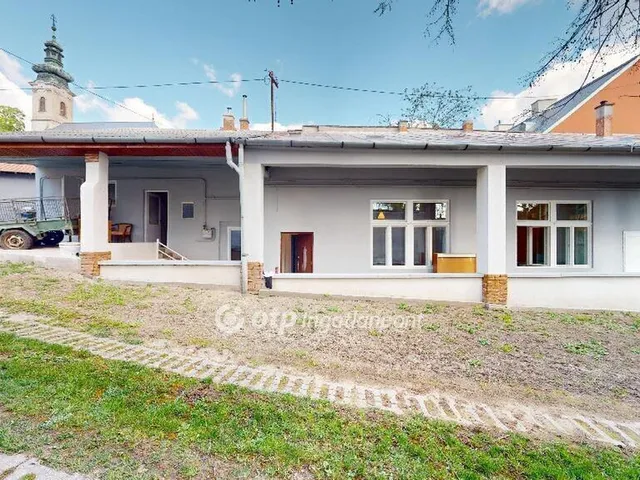 Eladó ház Eger 205 nm