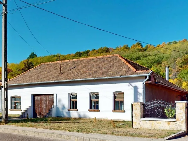 Eladó ház Dédestapolcsány 94 nm