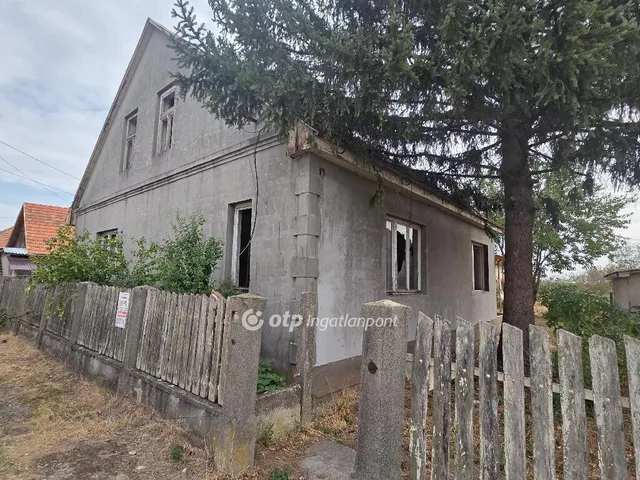 Eladó ház Onga 138 nm