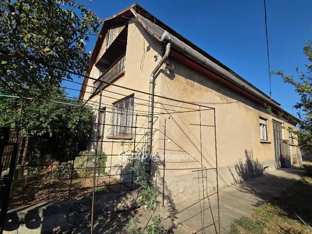 Eladó ház Sajókeresztúr 180 nm