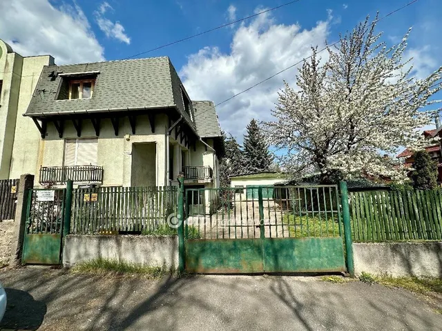 Eladó ház Miskolc 330 nm
