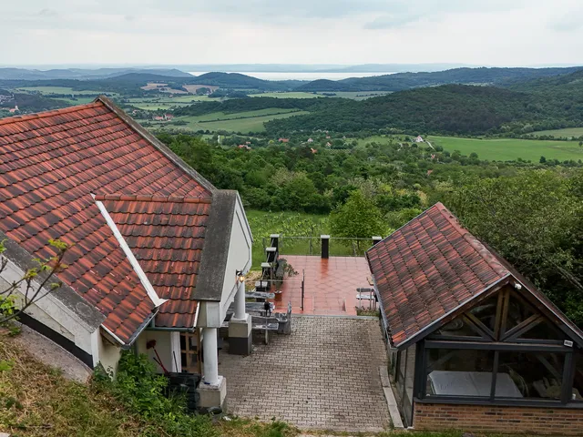 Eladó üdülő és hétvégi ház Pécsely 114 nm