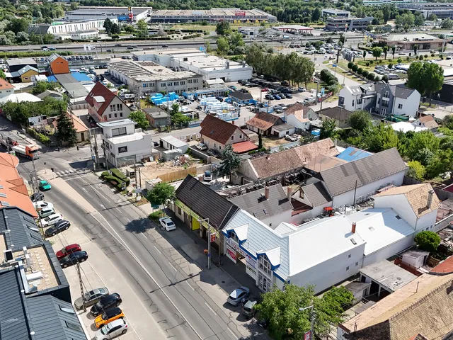 Eladó kereskedelmi és ipari ingatlan Budaörs 625 nm
