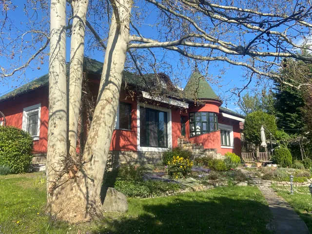 Eladó ház Szentendre, Pismány 200 nm