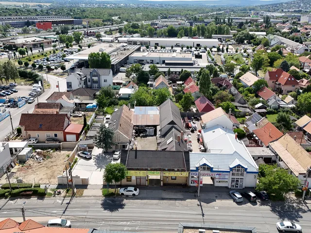 Eladó kereskedelmi és ipari ingatlan Budaörs 625 nm