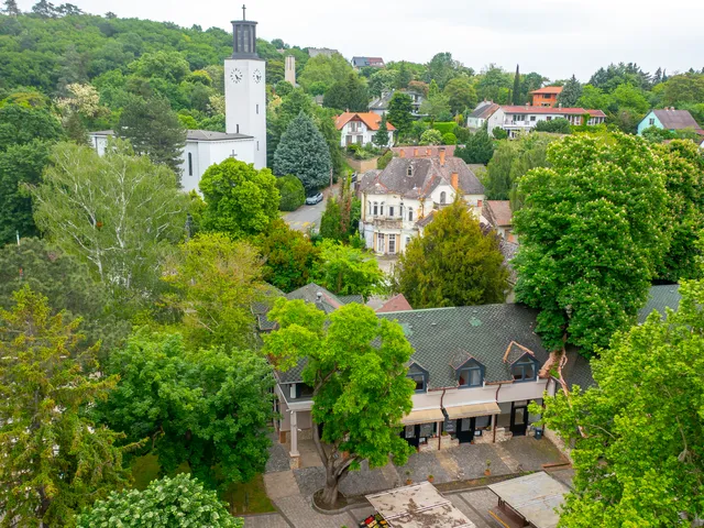 Eladó kereskedelmi és ipari ingatlan Balatonboglár 1516 nm