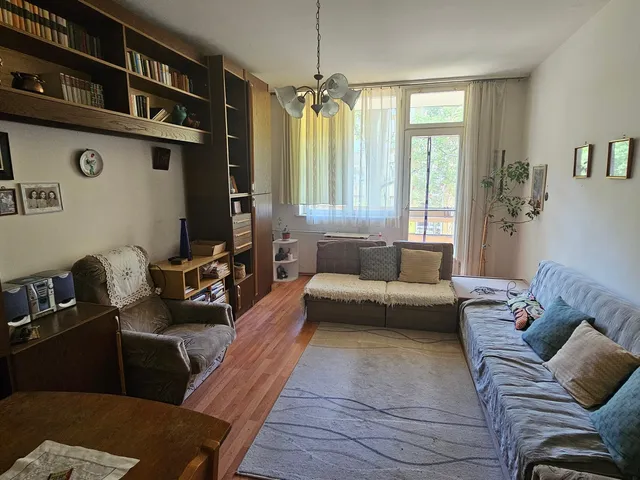 Eladó lakás Szeged, Tarján, Olajos utca 55 nm