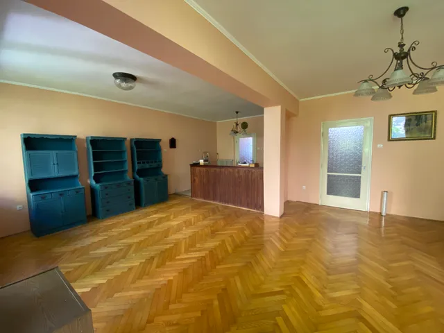 Eladó lakás Szeged, Belváros, Kazinczy utca 63 nm