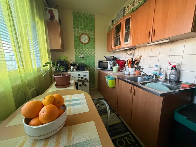 Eladó lakás Szeged, Északi városrész, Vág utca 55 nm