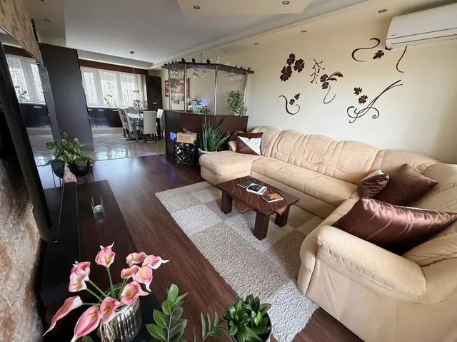 Eladó lakás Szeged, Tarján, Szamos utca 60 nm