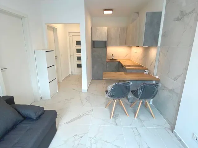 Kiadó lakás Szeged, Móraváros, Móra utca 35 nm