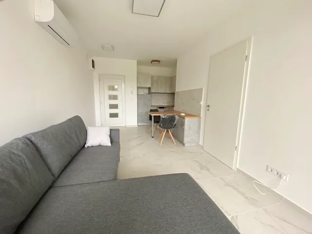 Kiadó lakás Szeged, Móraváros, Móra utca 35 nm