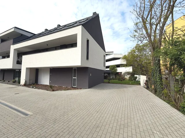 Kiadó lakás Szeged, Felsőváros 46 nm