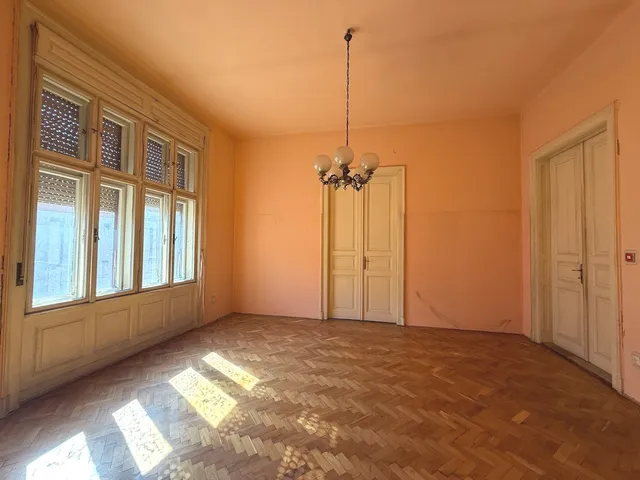 Eladó lakás Szeged, Belváros, Attila utca 103 nm