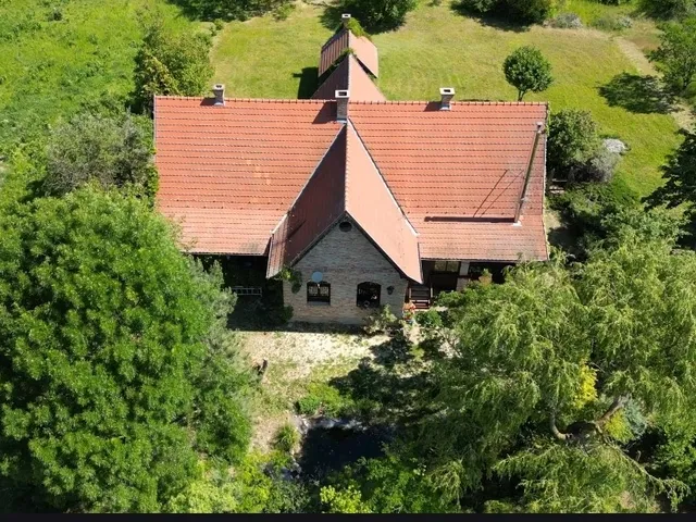 Eladó ház Vácegres 194 nm