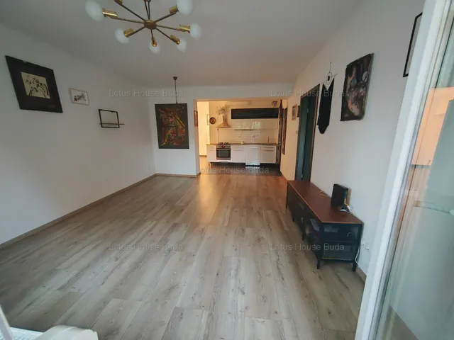 Kiadó lakás Budapest II. kerület, Törökvész 67 nm
