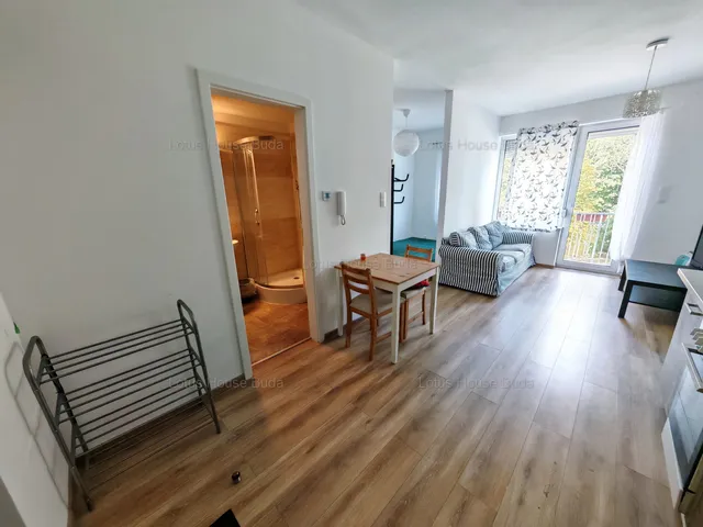 Kiadó lakás Budapest III. kerület, Békásmegyer, Hadrianus utca 28 nm