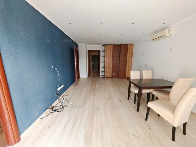 Kiadó lakás Budapest II. kerület, Törökvész 71 nm